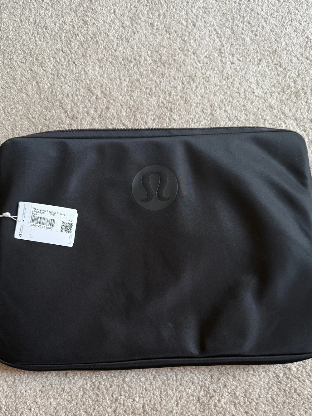 NWT Lululemon New Crew Laptop Sleeve
